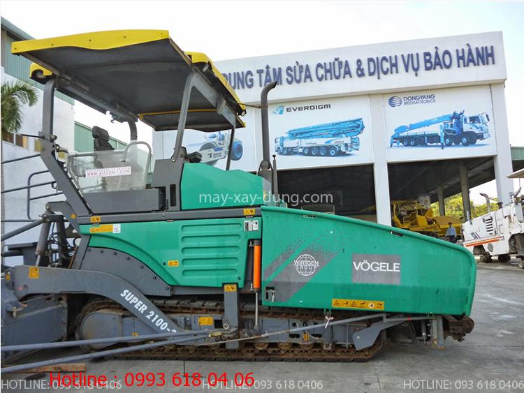 Super 2100-2  xe trải nhựa vogele cũ vệt trải 12m nhập khẩu nguyên chiếc tại Đức Đức